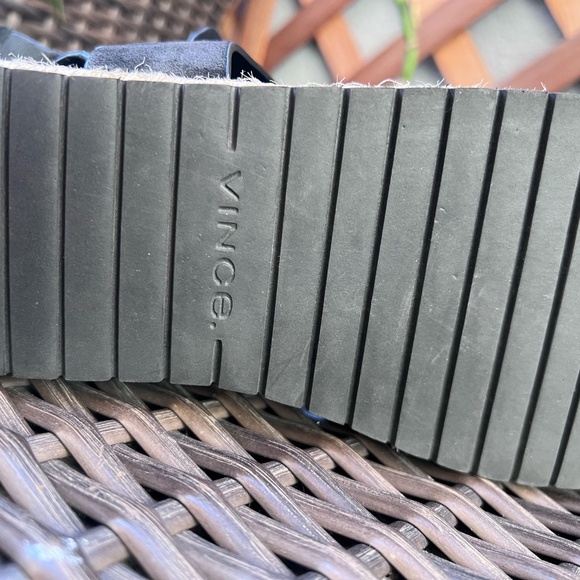 Vince Women's Flint Platform Sandals - Picture 10 of 10